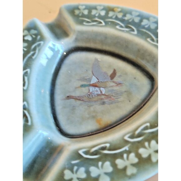 Vintage Irish Porcelain Made in Ireland by Wade Ashtrays (Set of 2) - Picture 9 of 9